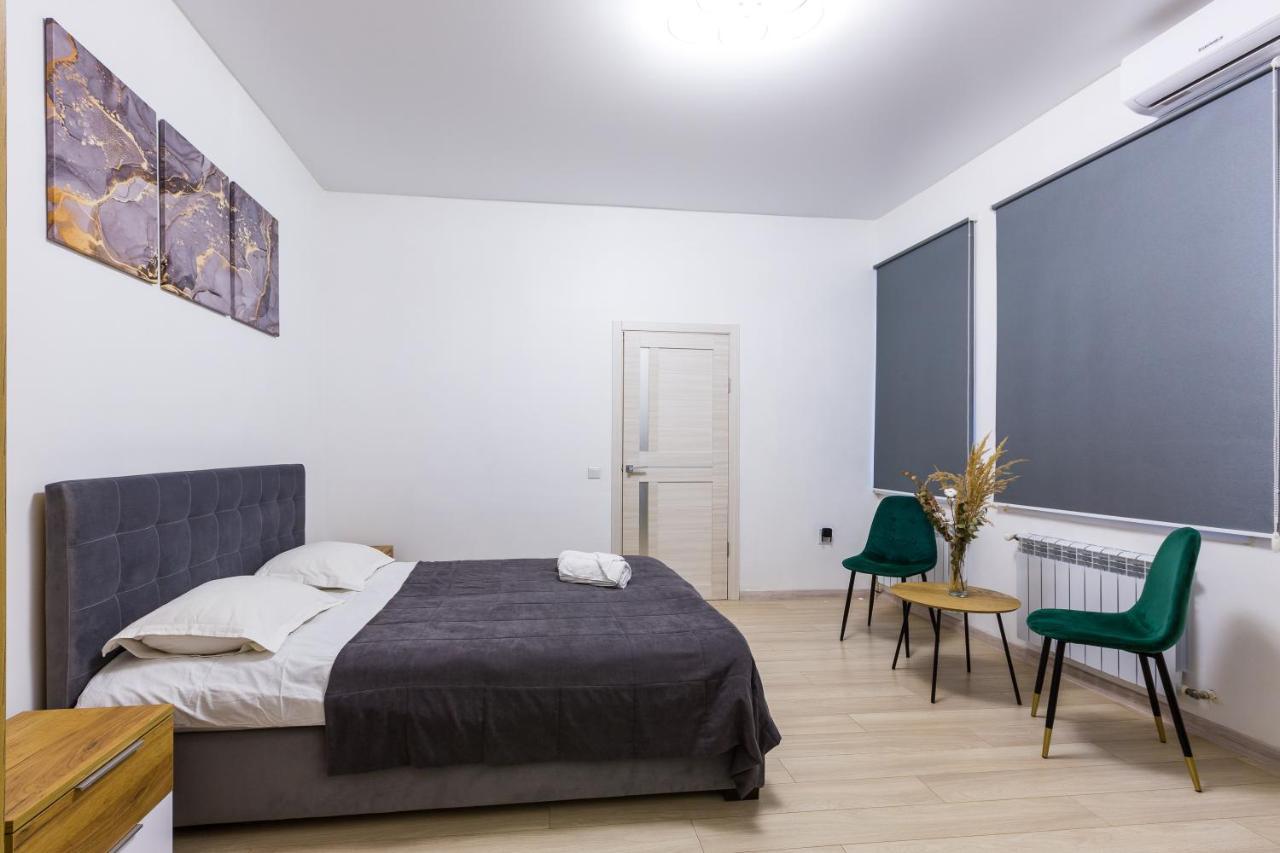 Vodna White Apartment Lwów Zewnętrze zdjęcie