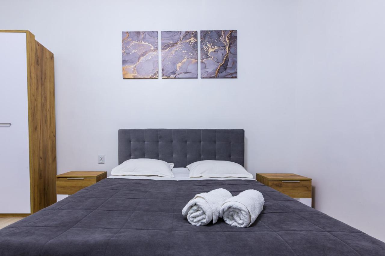 Vodna White Apartment Lwów Zewnętrze zdjęcie